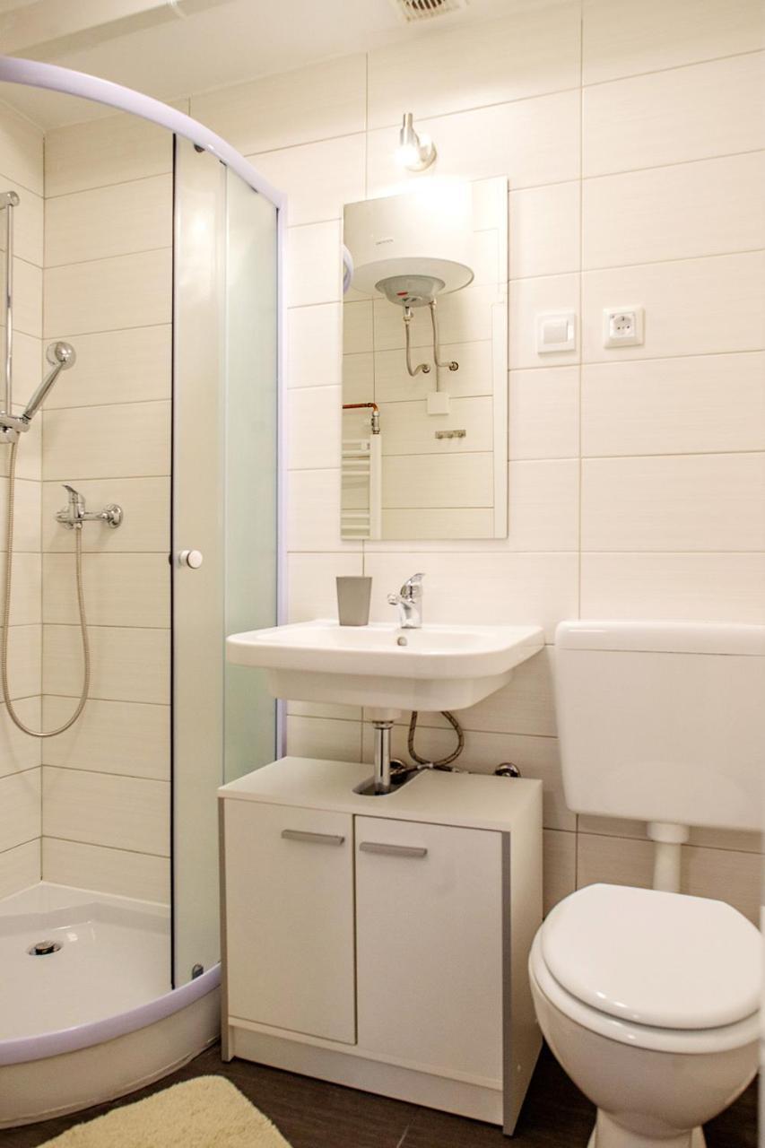 Sweet Apartments With Free Private Parking 류블랴나 객실 사진